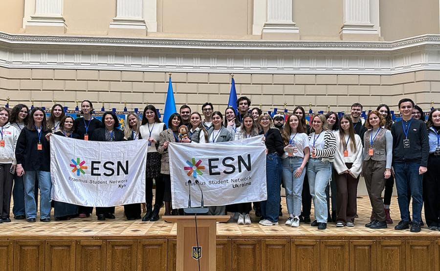 Волонтери ESN Ukraine