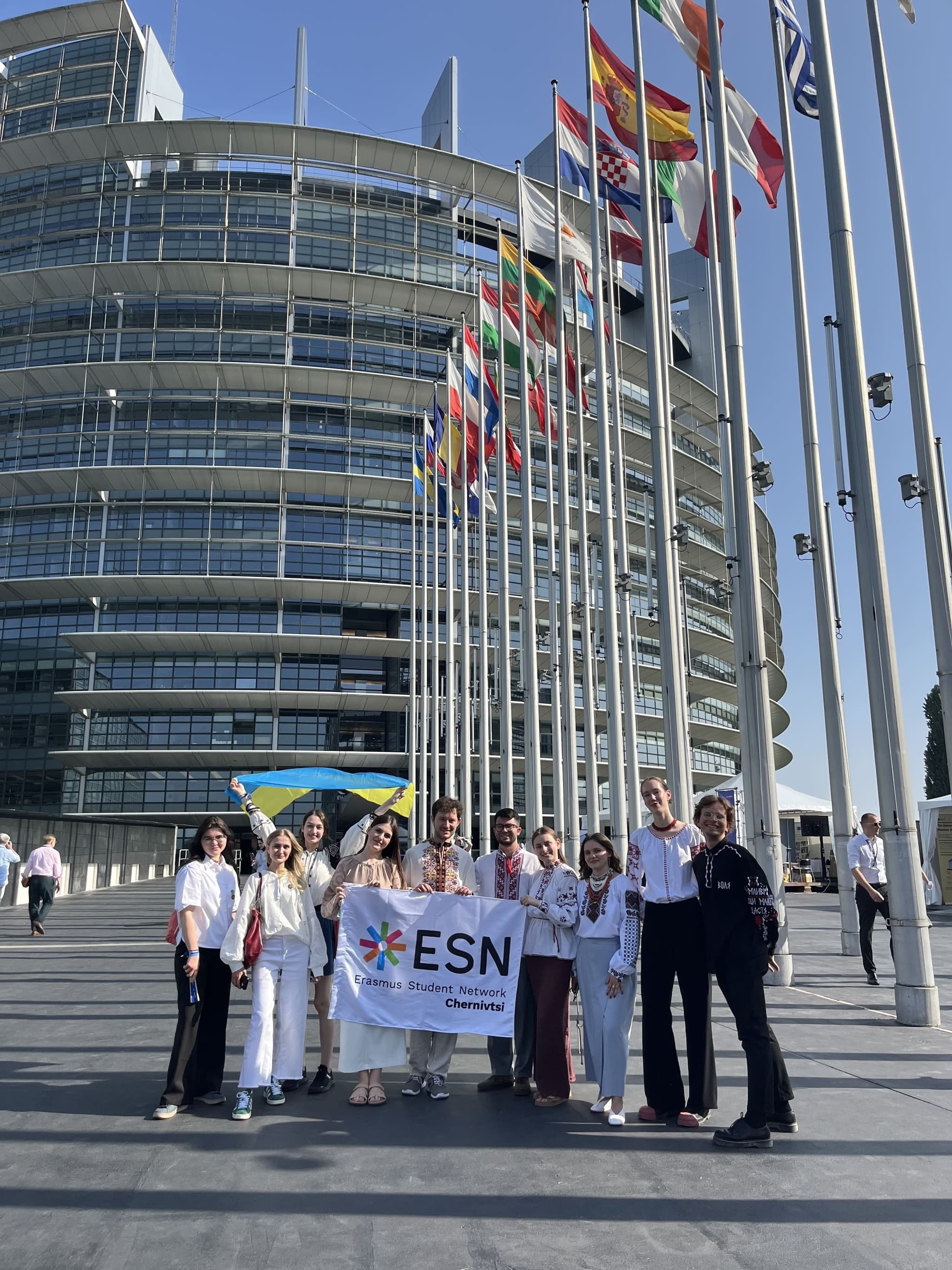 Волонтери ESN Ukraine